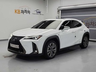 UX 250h 2.0 F 스포츠 2WD 렉서스 2021/02 - 인천 중고차 매매